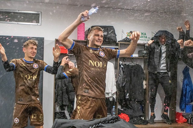 的强势表现 的强势表现